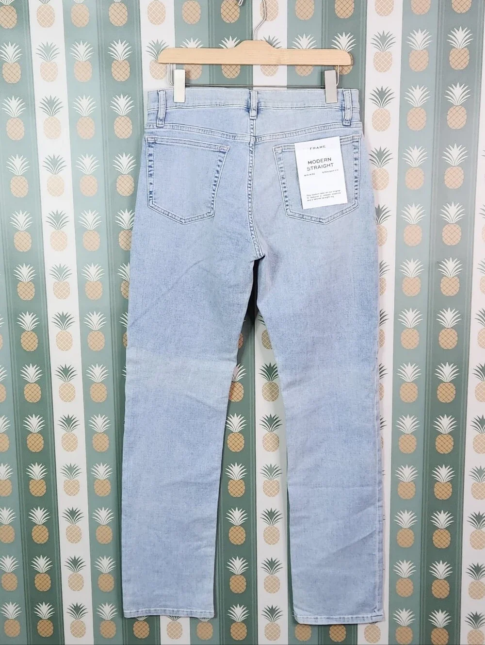 Frame Denim Light Wash Men's Modern Straight Jeans in Campo
